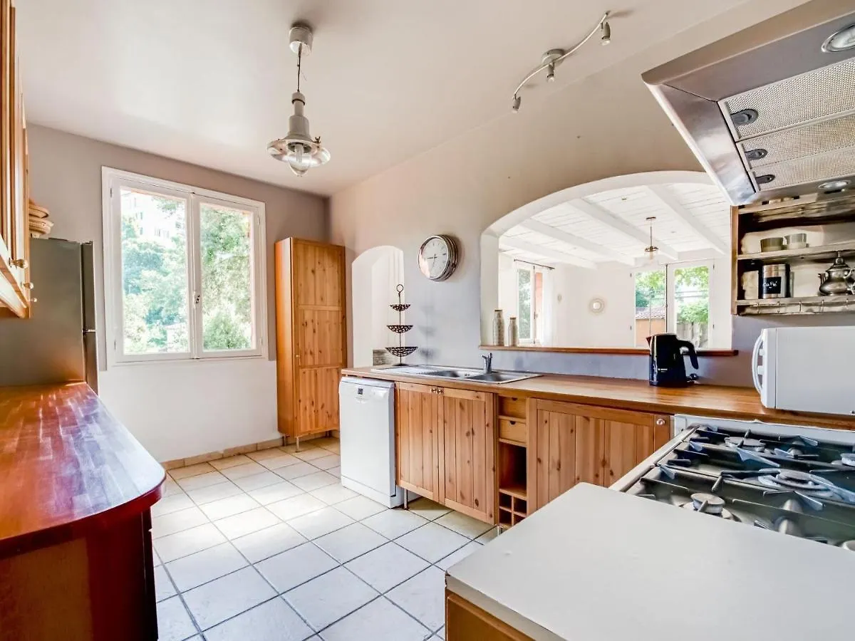 Secluded Holiday Home In La Croix Valmer Near Seabeac La Croix-Valmer