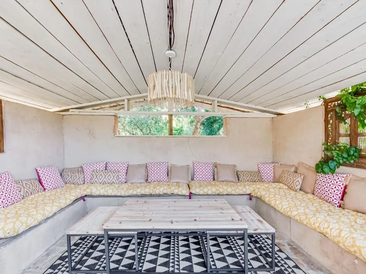 Secluded Holiday Home In La Croix Valmer Near Seabeac  La Croix-Valmer